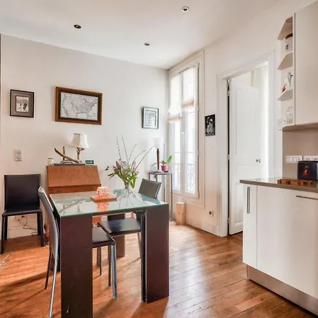 For 4 People - 11 Daire Paris